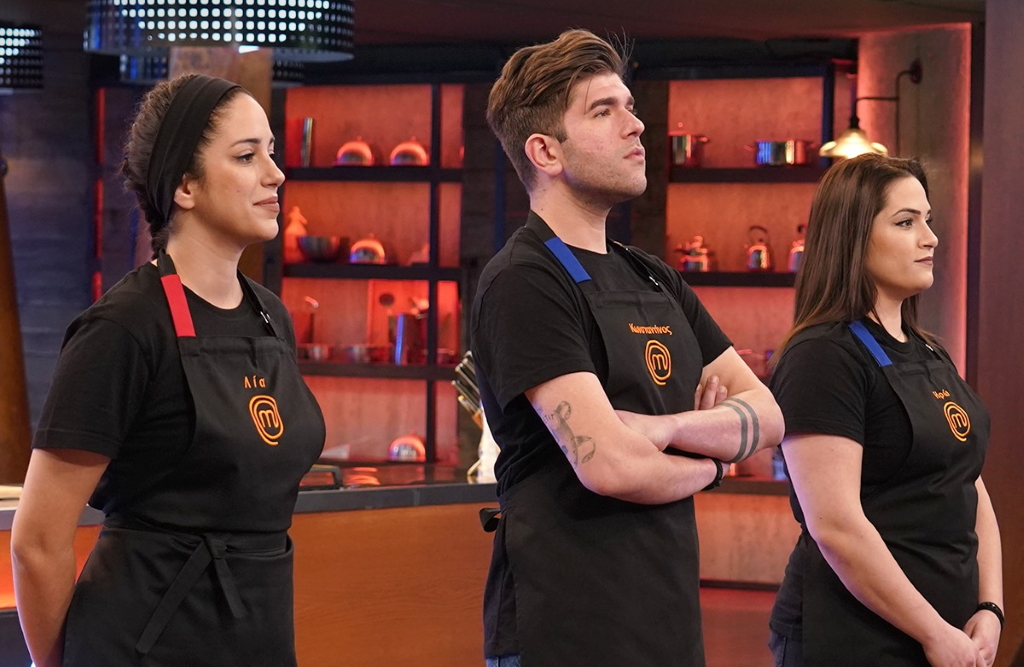 MasterChef: Το χειροφίλημα που αηδίασε το Twitter και το «άντε γ…» του Στέφανου