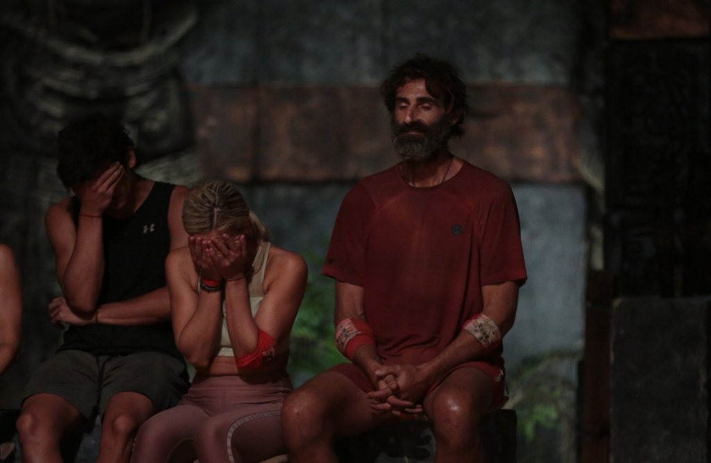 Survivor: Ο Γιώργος Κοψιδάς ποζάρει αγκαλιά με την αγαπημένη του γάτα