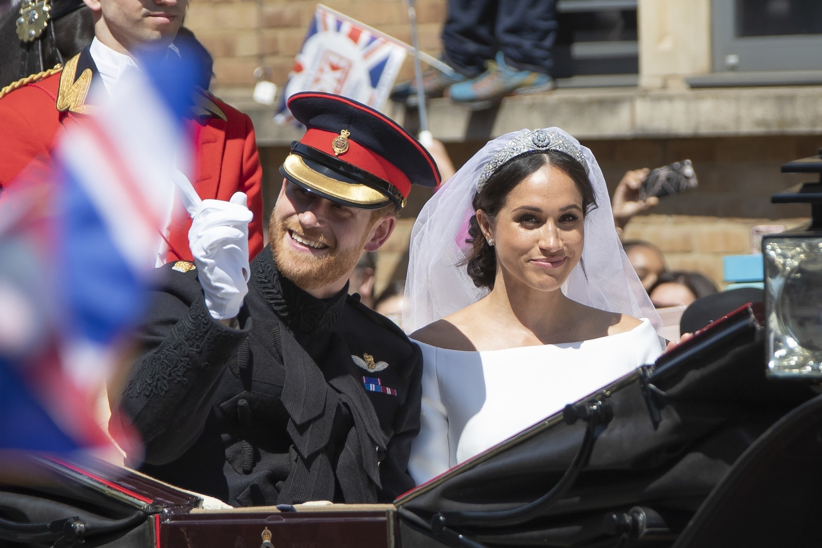 «Αδειάζει» τη Meghan Markle ο Αρχιεπίσκοπος του Καντέρμπουρι: «Ο νόμιμος γάμος τελέστηκε το Σάββατο 19 Μαΐου»