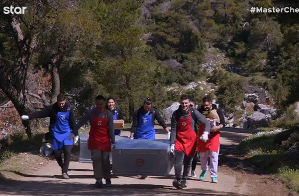 MasterChef: Πήραν τα βουνά και τα λαγκάδια στην ομαδική – Τους βγήκε η γλώσσα στο … κουβάλημα!