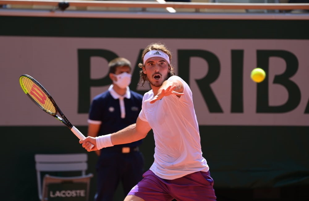 Ήττα στον τελικό του Roland Garros για τον Στέφανο Τσιτσιπά – Έκανε την ανατροπή ο Νόβακ Τζόκοβις σε ένα συγκλονιστικό παιχνίδι