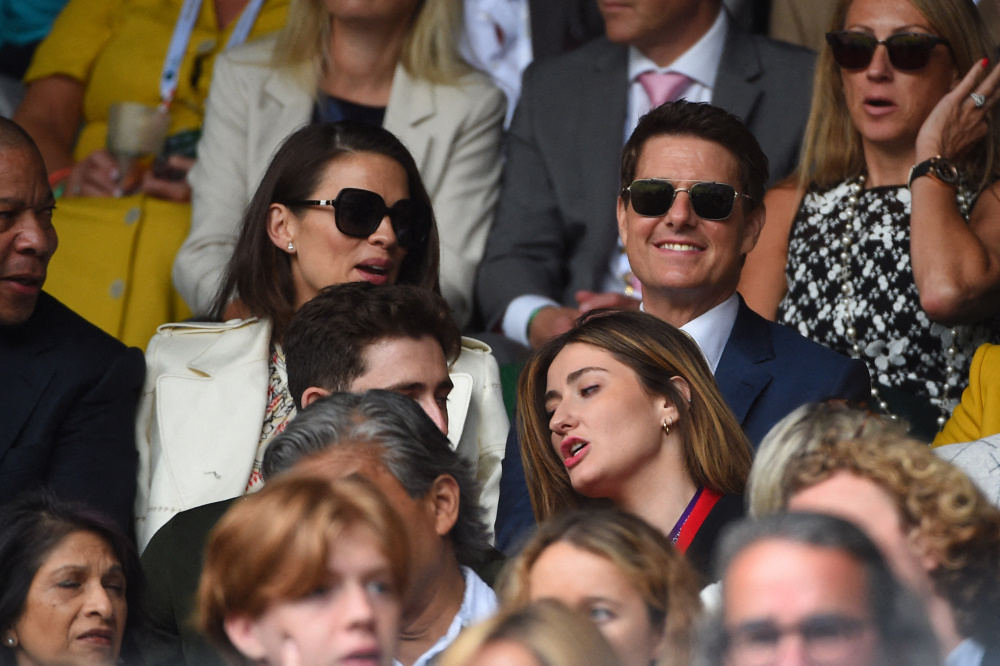 Αποθεώθηκε ο Tom Cruise στον τελικό του Wimbledon – Στο πλευρό του οι συμπρωταγωνίστριές του στο Mission Impossible