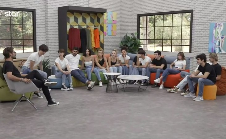 GNTM 4: Μαθήματα για τέλειες fashion πόζες από την Ισμήνη Παπαβλασοπούλου και τον Γιώργο Καράβα