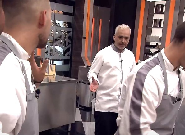 Game of Chefs: Έξαλλος ο Άγγελος Λάντος με διαγωνιζόμενο – «Είναι λες και μιλάω σε εξωγήινους»