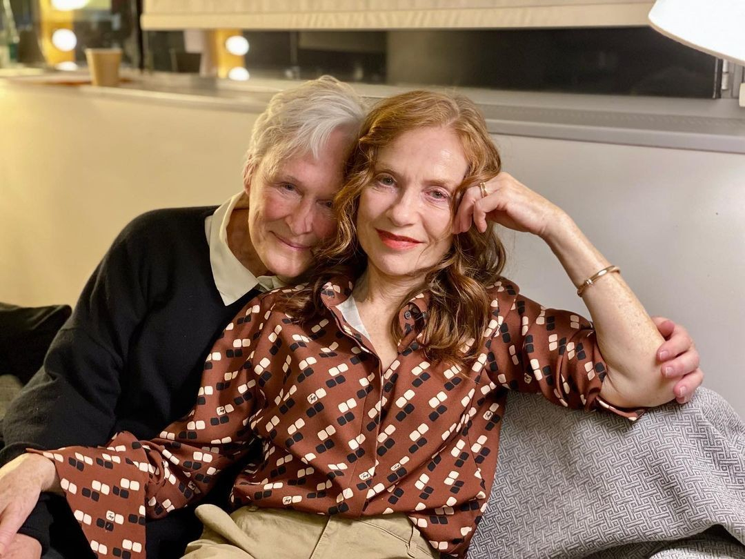 Glenn Close – Isabelle Huppert: Δύο μεγάλες σταρ συναντήθηκαν στην Αθήνα