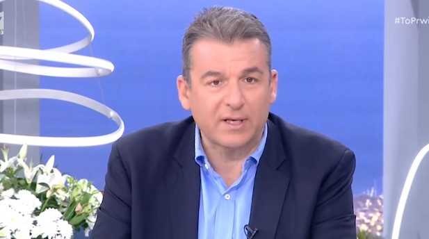 Πέτρος Φιλιππίδης: Ο Γιώργος Λιάγκας αποκάλυψε το πρόβλημα υγείας που αντιμετωπίζει ο ηθοποιός – «Επιδεινώνεται τα τελευταία 24ωρα»