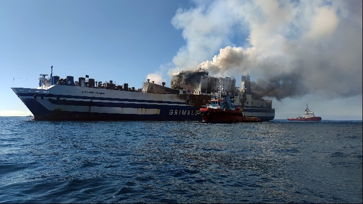 Euroferry Olympia: Βρέθηκαν δύο πτώματα αγνοουμένων