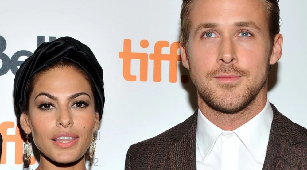 Ryan Gosling – Eva Mendes: Κάνουν διακοπές στην Αντίπαρο και ιδού η απόδειξη