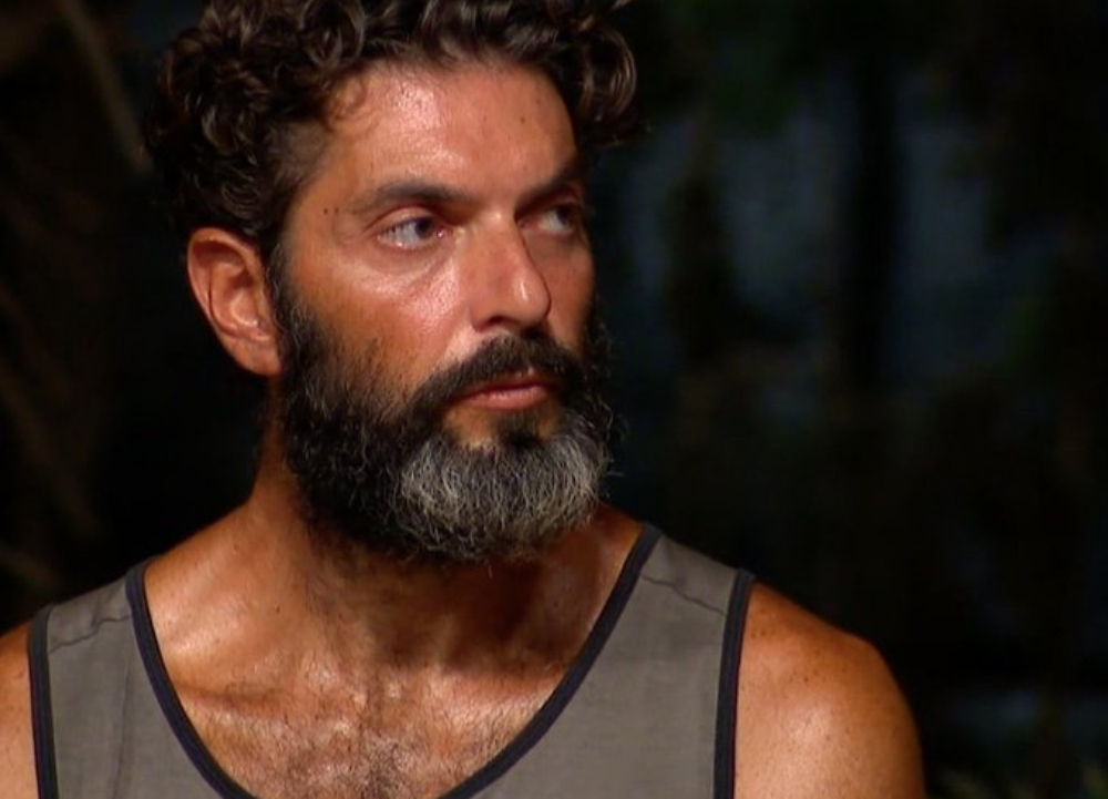 Survivor: Αποχώρησε ο «στρατηλάτης» Σπύρος Μαρτίκας – Χαμός στο Twitter με την ανακοίνωση