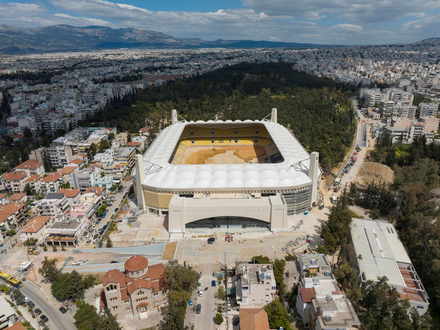 Η φωνή του Στέλιου Καζαντζίδη ήχησε στο νέο γήπεδο της ΑΕΚ στη Νέα Φιλαδέλφεια