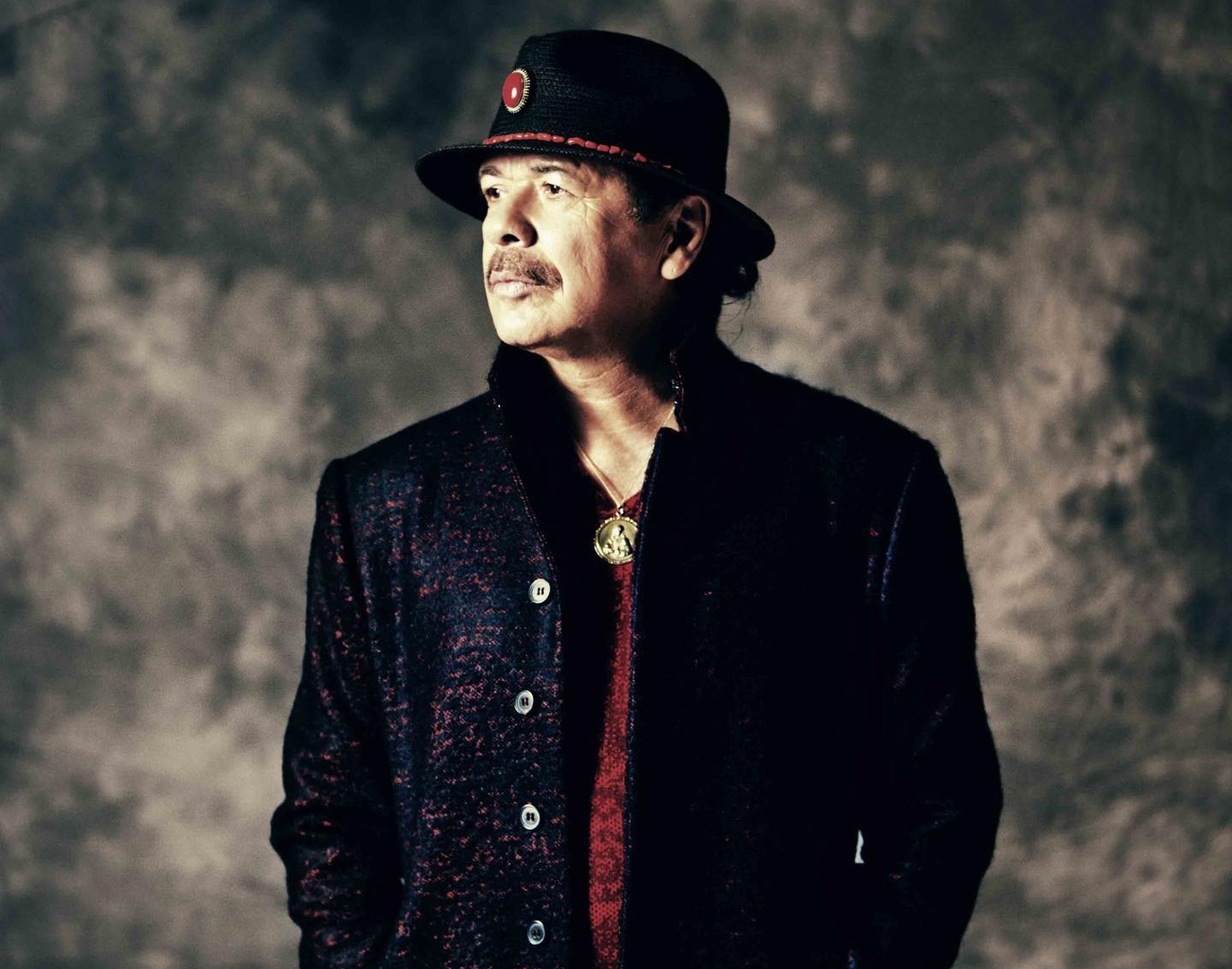 Carlos Santana: Ο διάσημος κιθαρίστας λιποθύμησε στην σκηνή σε συναυλία του στις ΗΠΑ