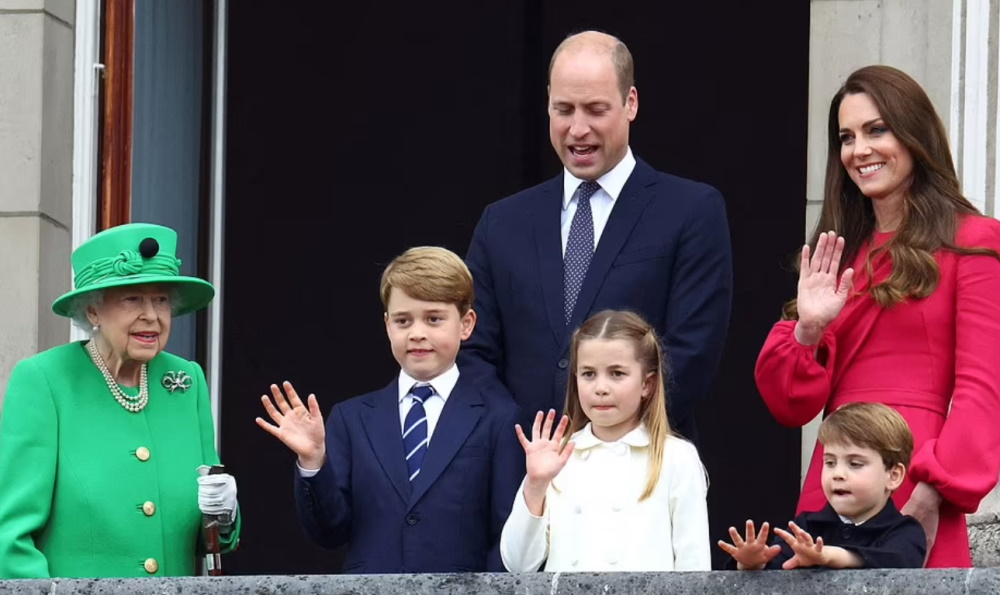 Πρίγκιπας William: Είναι…Swiftie! Η οικογενειακή φωτογραφία με την Taylor Swift