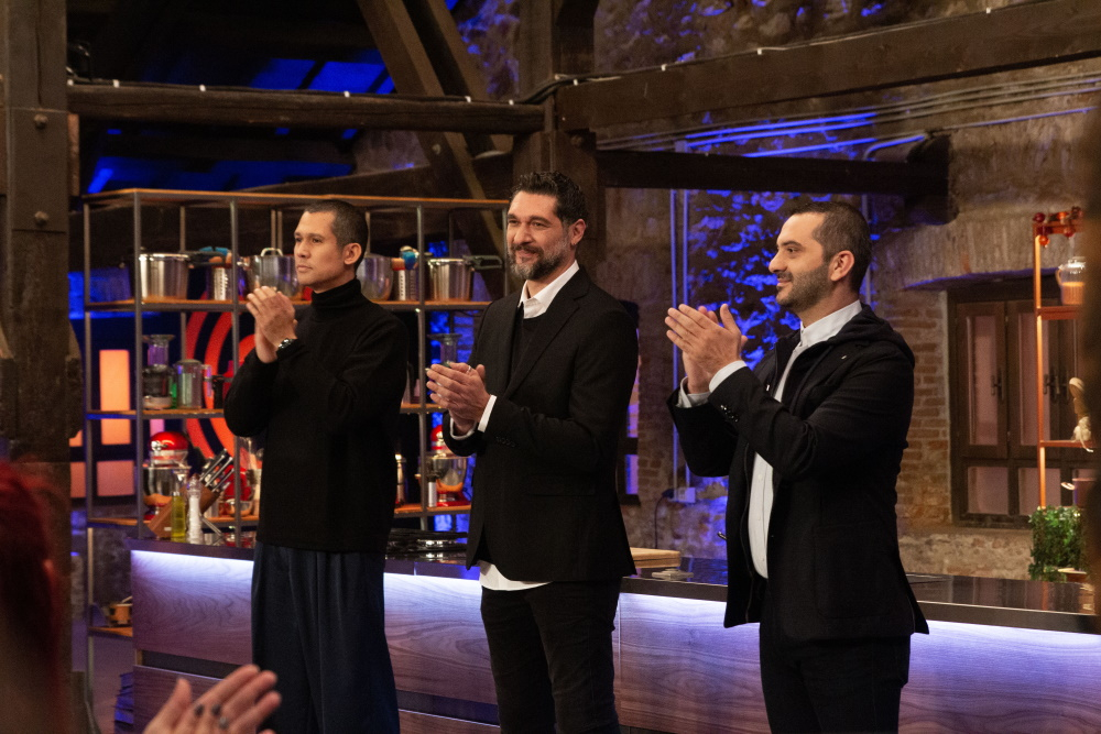 MasterChef: «Μάχιμοι» οι κριτές στην πρεμιέρα της μαγειρικής εκπομπής – «Φτάνει ένα καλό πιάτο; Δεν φτάνει»