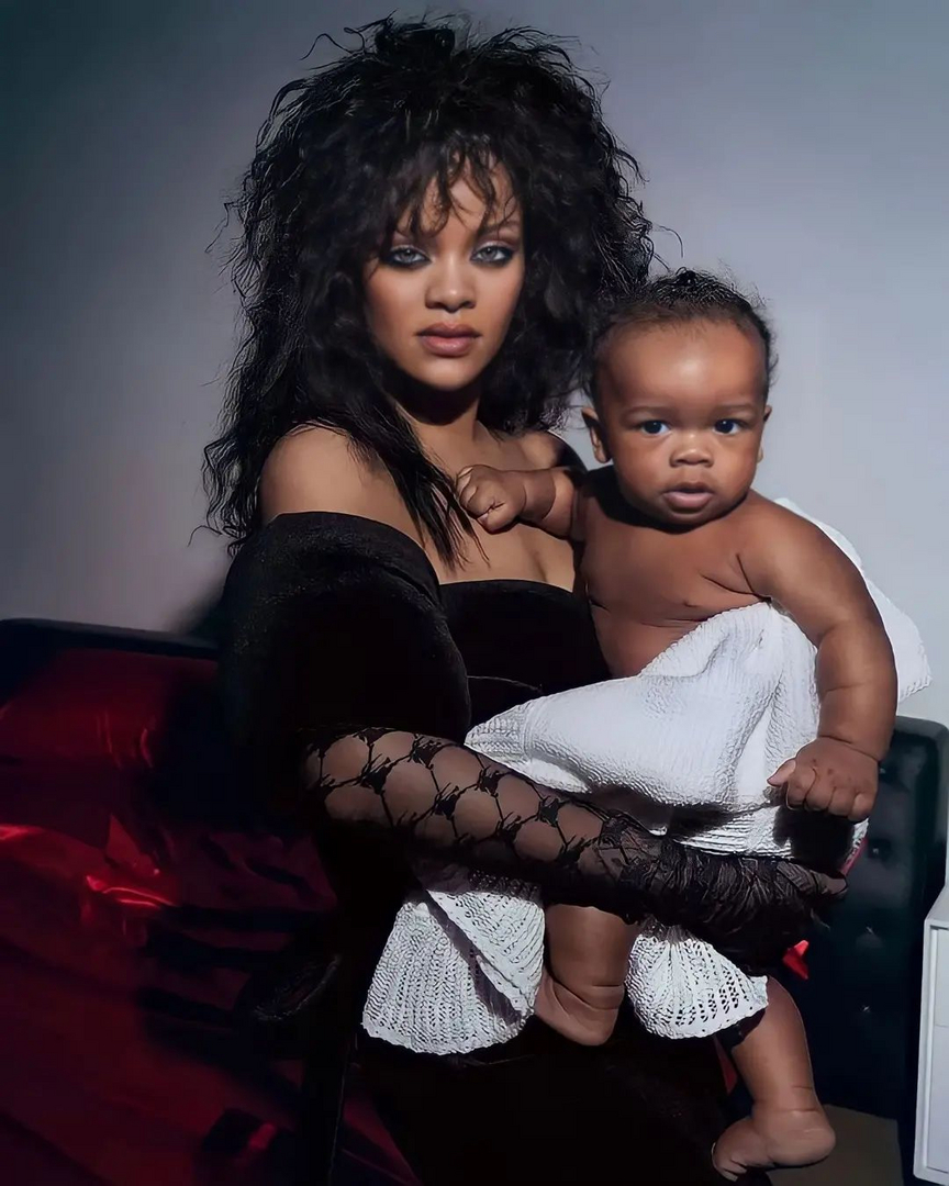 Rihanna: Ο Rocky junior έγινε ενός και μοιράζεται τις πιο cute και boho φωτογραφίες μαζί του