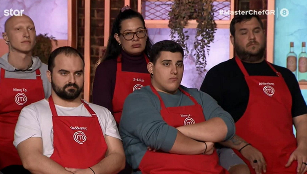 MasterChef: Απέτυχαν παταγωδώς στην ομαδική δοκιμασία – Το ωμό ψάρι και η μεγάλη διαφορά στη βαθμολογία