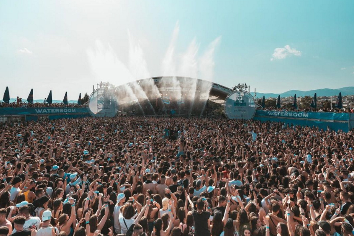 Waterboom Festival: Καταγγελίες για δακρυγόνα στο ΟΑΚΑ, ανάμεσα στο πλήθος