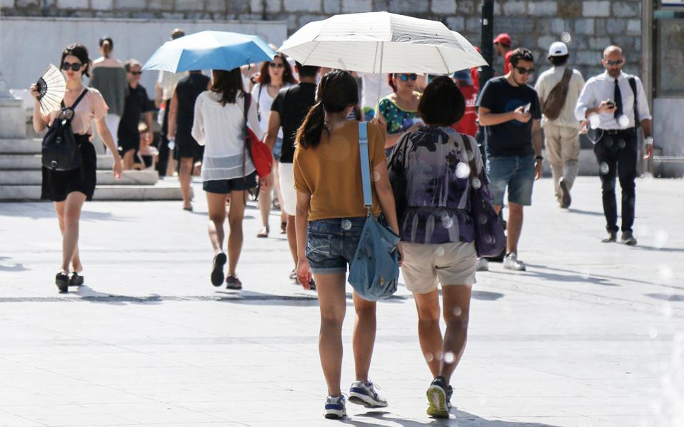 Τζανάκης, πνευμονολόγος: «Οι Αθηναίοι ζείτε σε μια γάστρα μαγειρέματος»