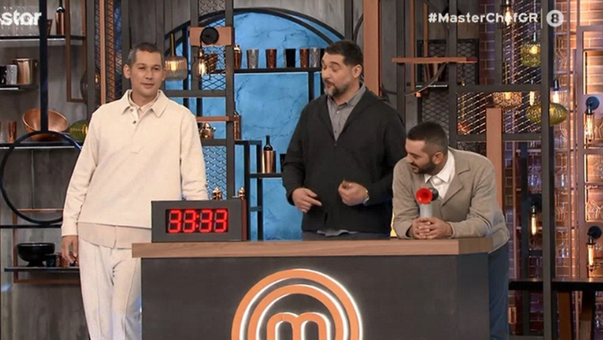 MasterChef: Η «χουχουλιάρικη» μπλούζα και η επική ατάκα Κουτσόπουλου – «Αναρωτιόμαστε αν όντως είναι από την Ιαπωνία ή….»