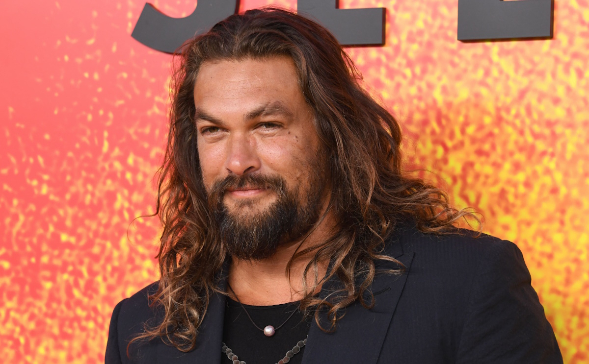 Jason Momoa: Ερωτευμένος με γνωστή ηθοποιό 12 χρόνια μικρότερή του