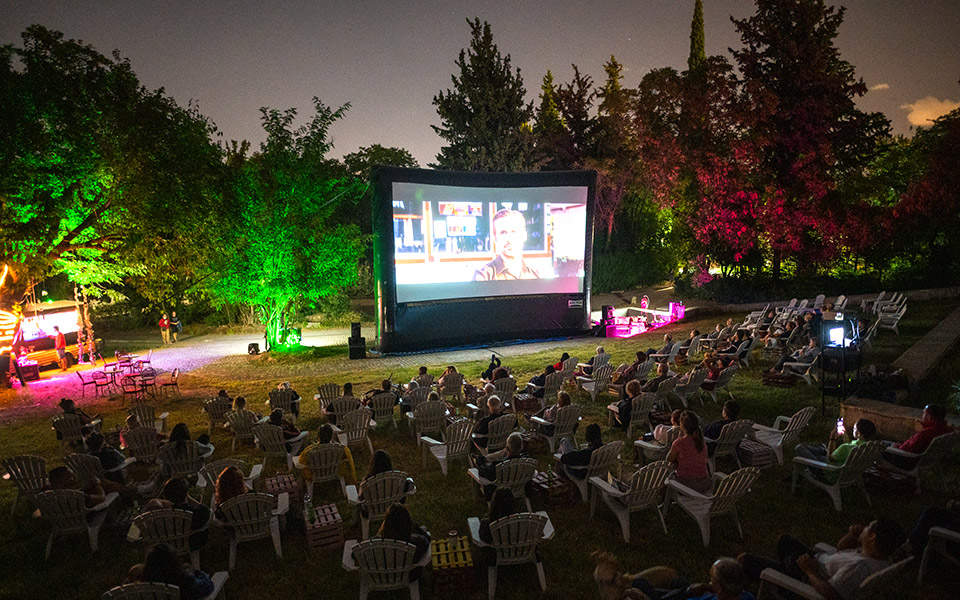 Cine Fix: Αυγουστιάτικη πανσέληνος στο Κτήμα Φιξ!