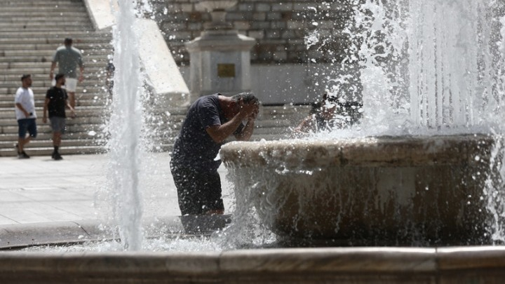 Καμίνι η χώρα: Πότε υποχωρεί ο καύσωνας;