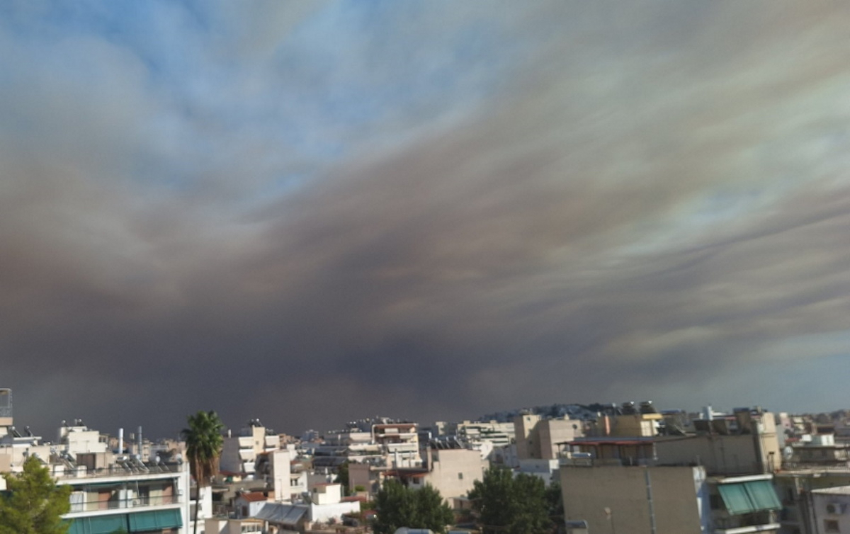 Φωτιά: Τι πρέπει να προσέξουμε λόγω της αποπνικτικής ατμόσφαιρας