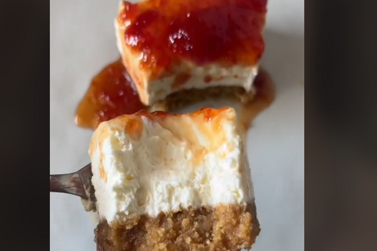 Το αυθεντικό, ελληνικό, cheesecake φτιάχνεται με φέτα και καρπούζι και σαρώνει στο Tik Tok!