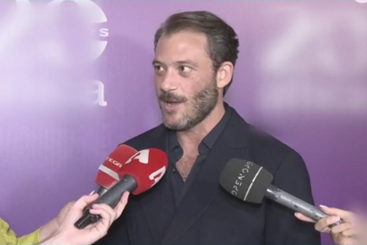 Αντίνοος Αλμπάνης: Η ειρωνική απάντησε σε ρεπόρτερ του Alpha – «Έχετε πάει σε ΩΡΛ; Ακούτε καλά;»