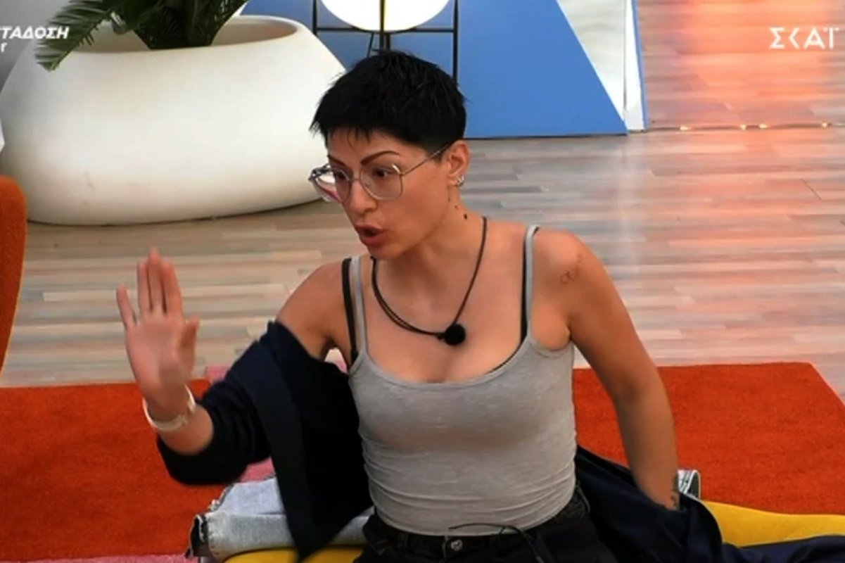 Big Brother: Η Φένια στη σέντρα του Χ! «Θα πάρεις με την αξία σου το βραβείο της πιο αντιπαθητικής παίχτριας ριάλιτι»