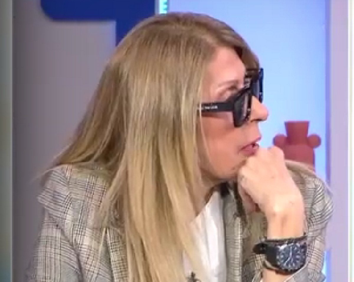 Εύη Δρούτσα: Αμηχανία στο Ακόμα δεν είδες τίποτα – «Την Καλομοίρα δεν ήθελα να την πάρω αγκαλιά. Όταν ξέρεις από πίσω κάποια πράγματα…»