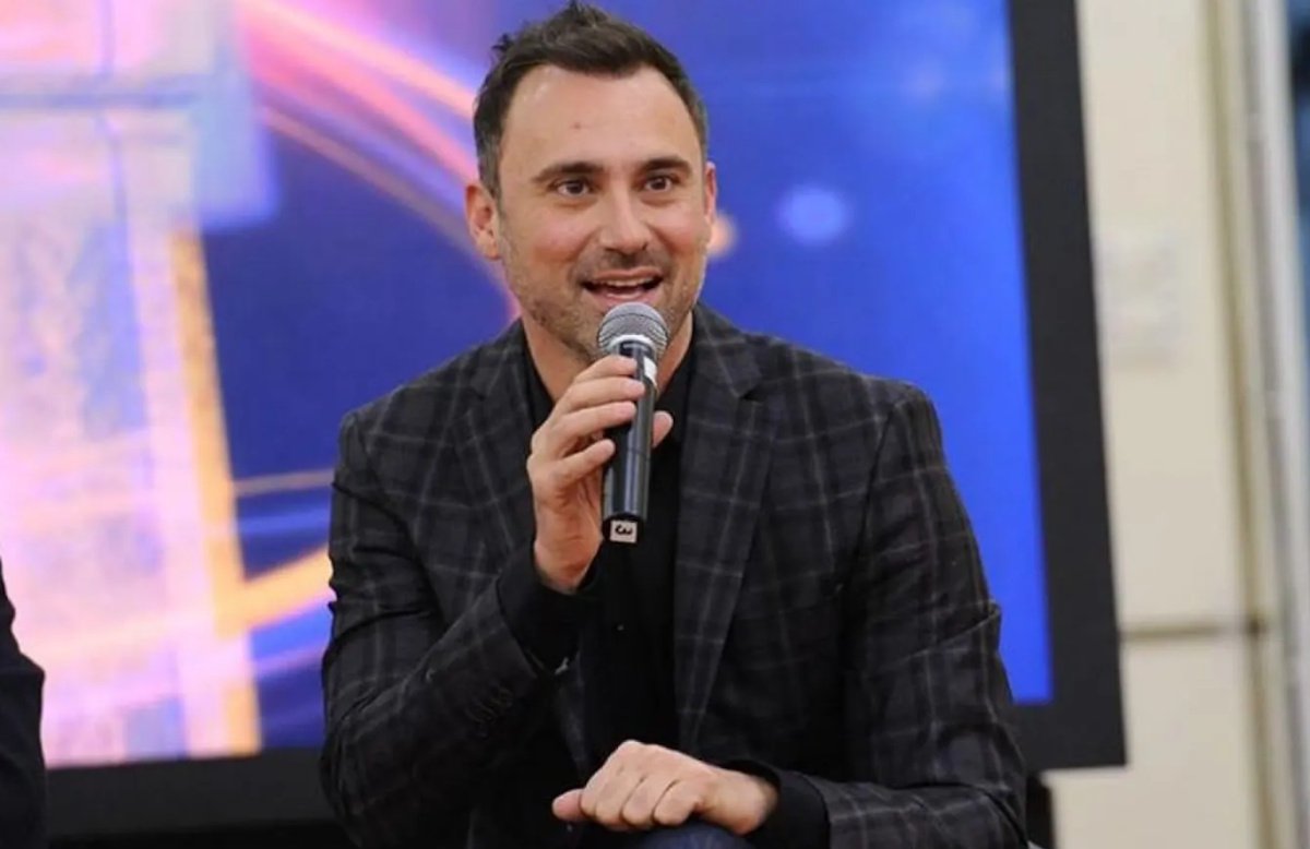 Eurovision 2025: Την πέταξε την μπηχτή ο Καπουτζίδης! «Αν συνέβαινε αυτό στην Ελλάδα, θα έβγαιναν οι πρωινές εκπομπές στις 12μιση τη νύχτα»