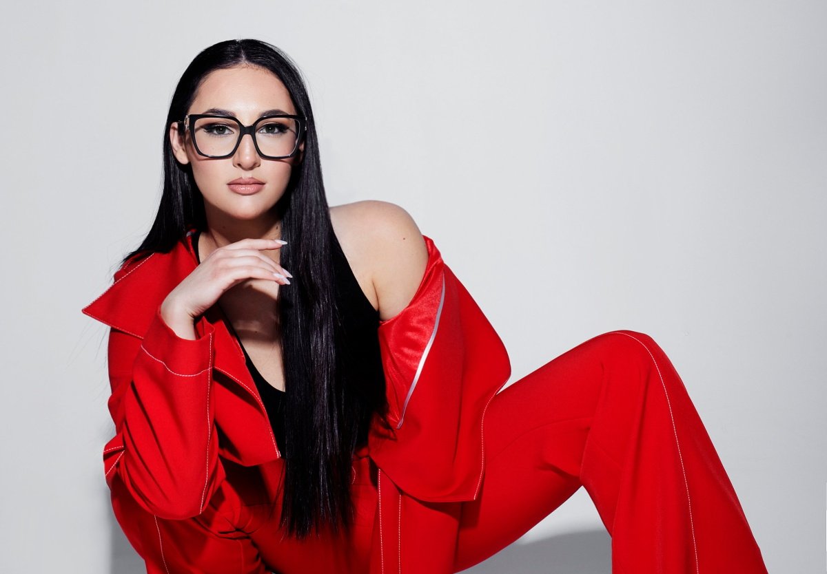 Eurovision 2025: Πραγματοποιήθηκε με επιτυχία η πρώτη πρόβα της Klavdia – Η επιβλητική εμφάνισή της και οι συμβολισμοί on stage