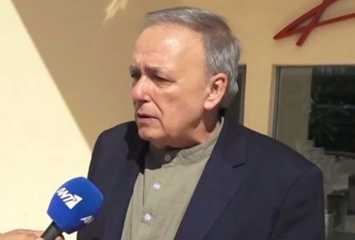 Ο Ανδρέας Μικρούτσικος σχολιάζει την τηλεοπτική επικαιρότητα: «Χειρότερα δεν γίνεται»