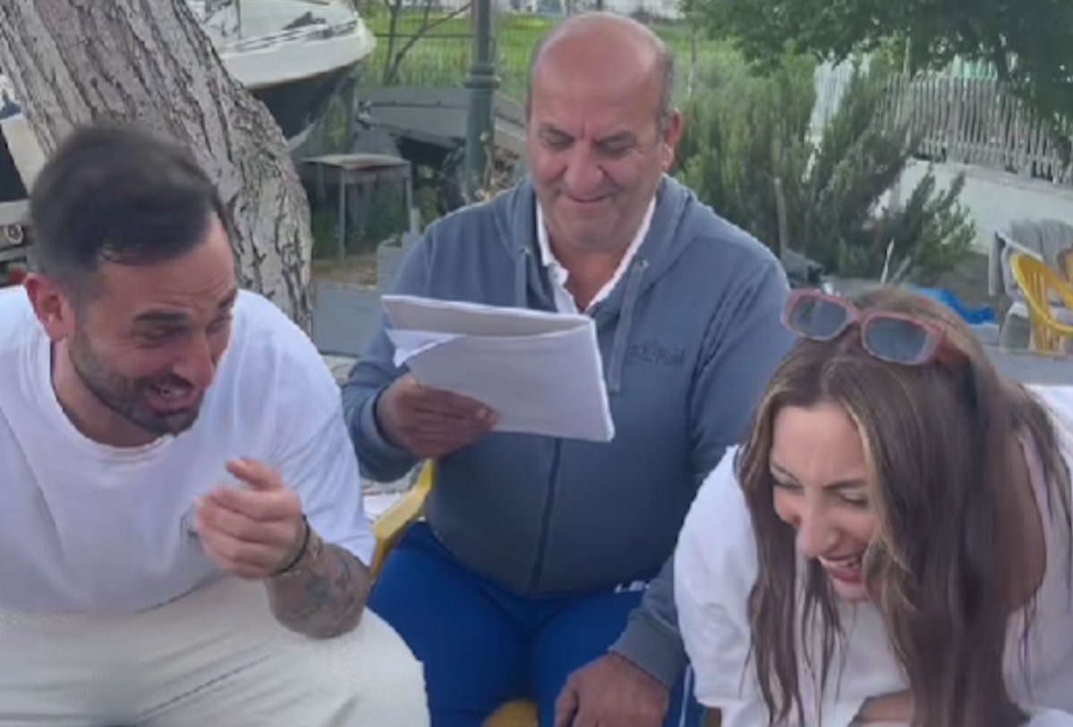 Άρης Σοϊλέδης: Challenge οικογενειακού epicness… Η Μαριλίνα, ο αδερφός του και ο Ralph Lauren, που έγινε «Ρέιπλι Λεβρέν»