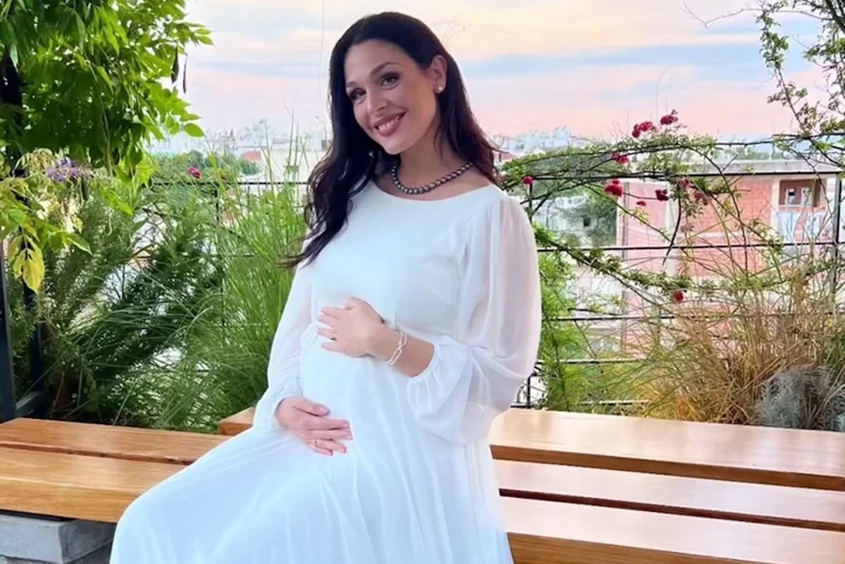 Ιωάννα Τριανταφυλλίδου: Παντρεύτηκε τον Κίμωνα Κουρή λίγο πριν γίνουν γονείς! Το στιγμιότυπο που πρόδωσε τον γάμο τους!