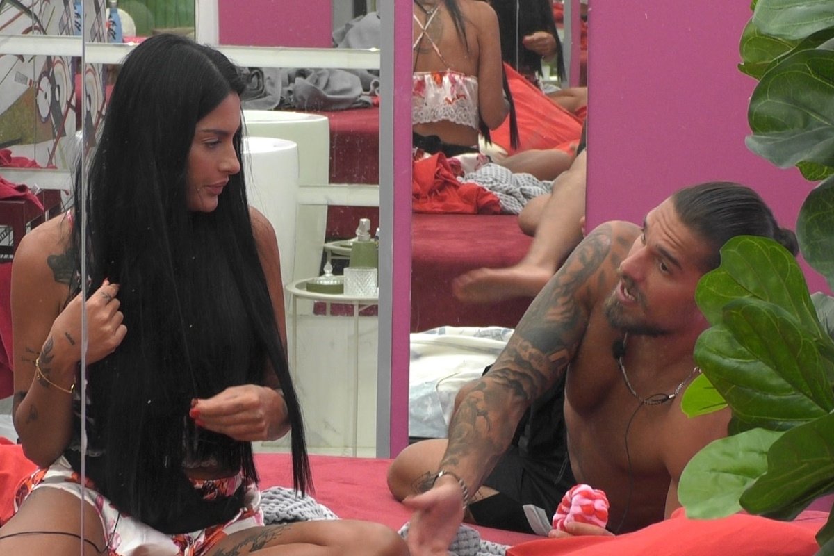 Big Brother 20/6: Έξαλλη η Νάνσυ με τον Γιώργο – «Δεν σε εμπιστεύομαι 100%»