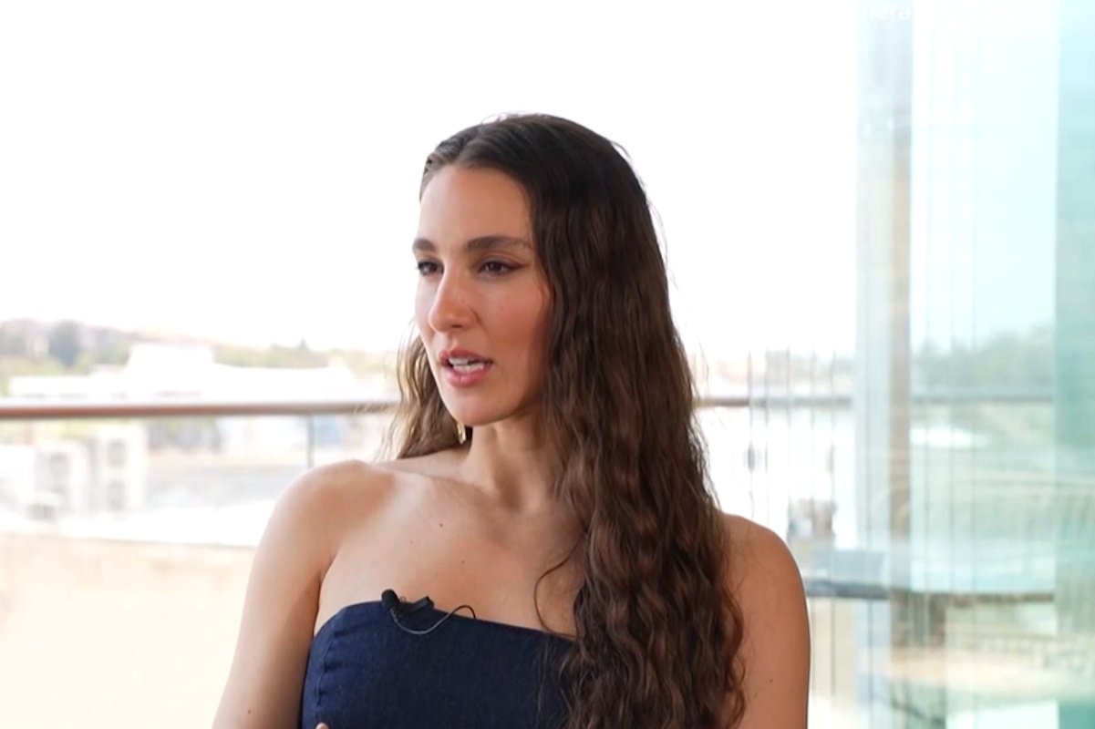 Evangelia: «Όταν είμαι στην Αμερική είμαι η Ελληνίδα, όταν είμαι στην Ελλάδα είμαι το “Αμερικανάκι”»