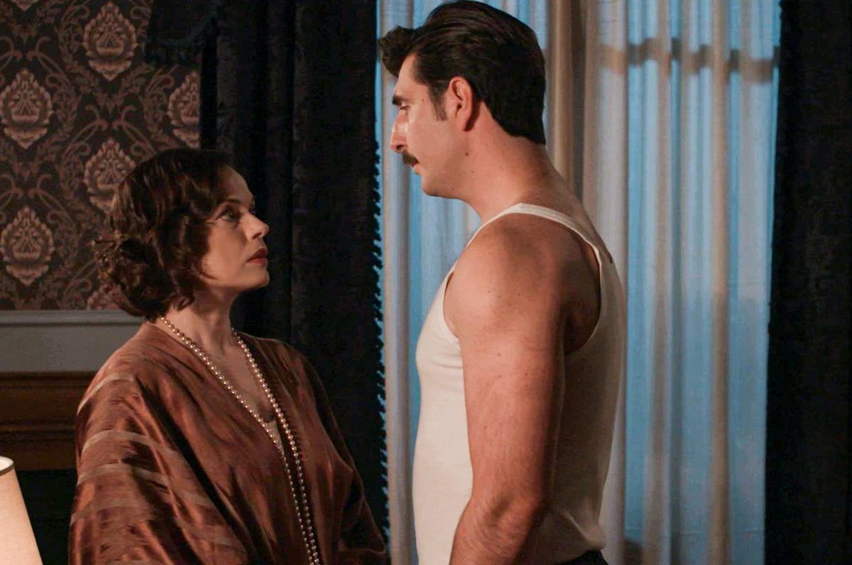 Grand Hotel – X: «Καίγονται ο ένας για τον άλλον»