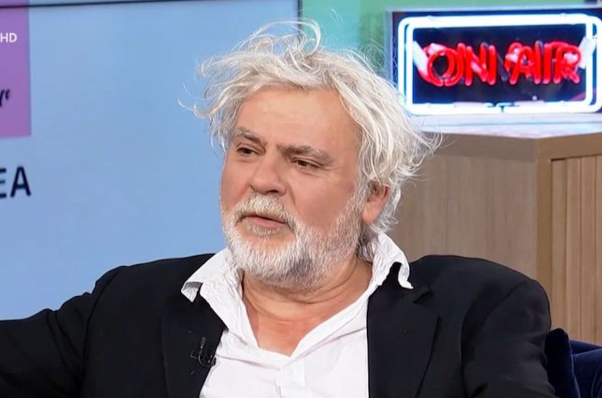 Νίκος Καραθάνος: Η άγνωστη ιστορία με τον Νίκο Κούρκουλο – «Εκείνο το βράδυ μου είπε “ποιος σε πείραξε αγόρι μου;”»