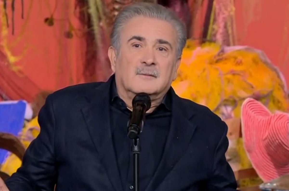 Λάκης Λαζόπουλος: «Ο Πορτοσάλτε είναι η πιο επιεικής φράση εντεταλμένου, υποτακτικού και διορισμένου στο κανάλι του Κυριάκου»