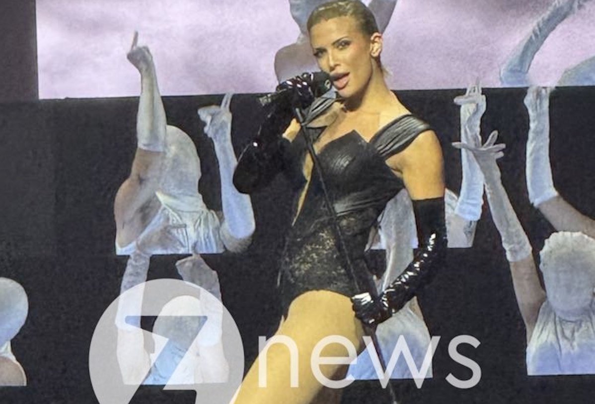 Το Znews στα MAD VMA 2025: Εκρηκτική και ακαταμάχητη η Κατερίνα Λιόλιου –  Τα έδωσε όλα on stage