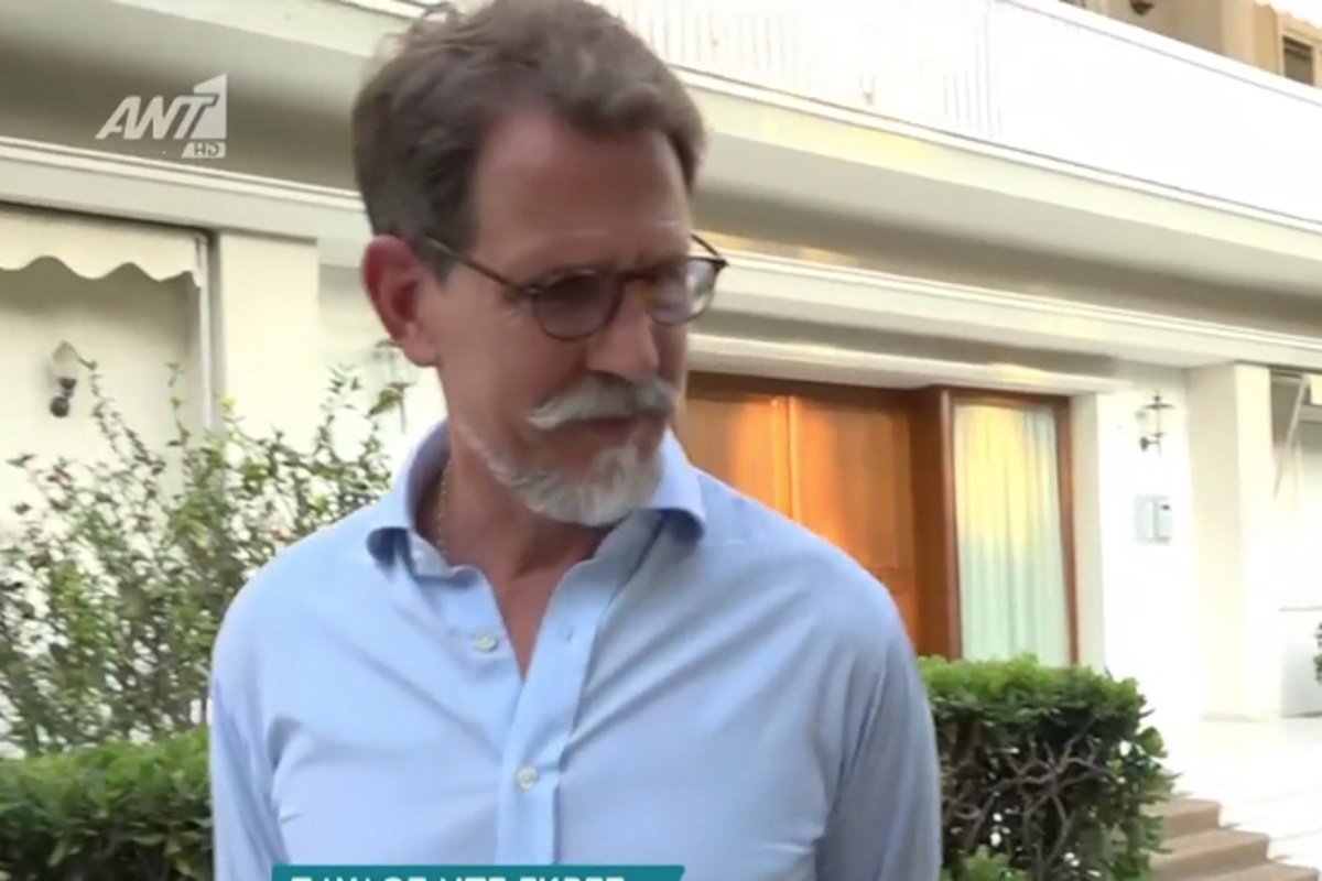 Παύλος Ντε Γκρες: Δεν έκρυψε την ενόχλησή της μπροστά στην κάμερα – «Είναι δύσκολο να απαντάμε σε κάποιες ερωτήσεις που έχετε»