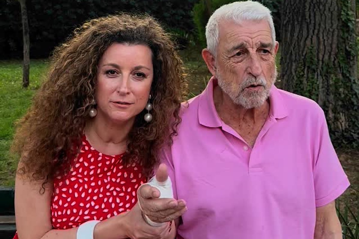 Κατερίνα Βρανά: «Το πώς επιζούμε οικογενειακώς με ξεπερνάει» – Απτόητος ο μπαμπάς της μετά από δάγκωμα, νοσοκομείο και πέσιμο από γκρεμό