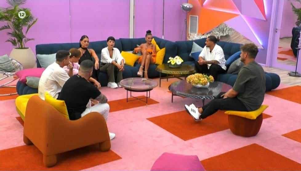 Big Brother: Εισβολή-έκπληξη από τον… Τριαντάφυλλο! «Έσπασε» την ένταση λίγο πριν τον τελικό!