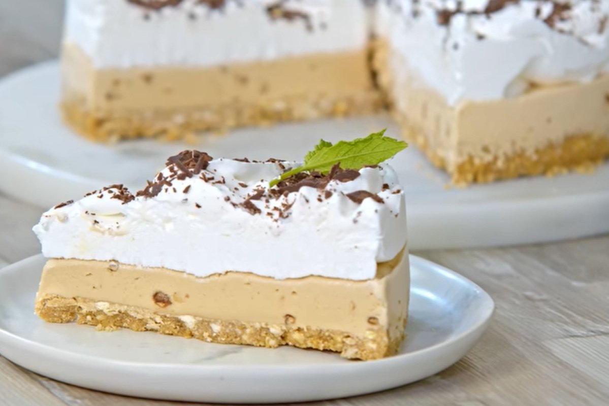 Η πιο εύκολη τούρτα παγωτό banoffee του καλοκαιριού – Απόλαυση σε κάθε κουταλιά!