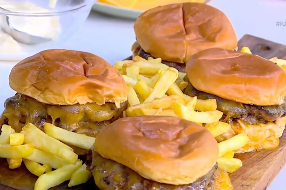 Smash burger, εύκολα, γρήγορα και σπιτικά!