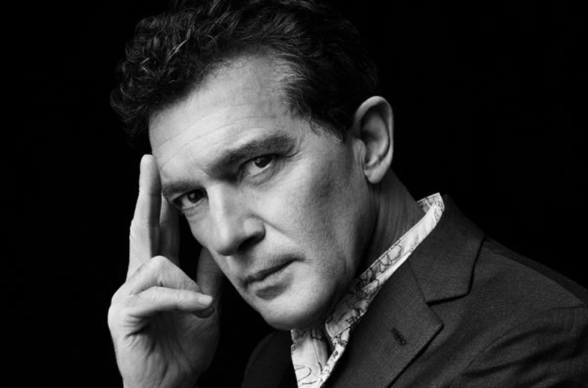 Antonio Banderas: Γιόρτασε τα 65α γενέθλιά του στην παραλία