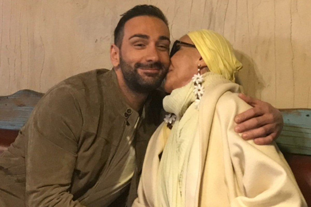 Νίκος Κοκλώνης: Οι φωτογραφίες με τη Ζωή Λάσκαρη 8 χρόνια μετά τον θάνατό της – «Κάθε Αύγουστος θυμίζει εκείνο το τηλεφώνημα…»