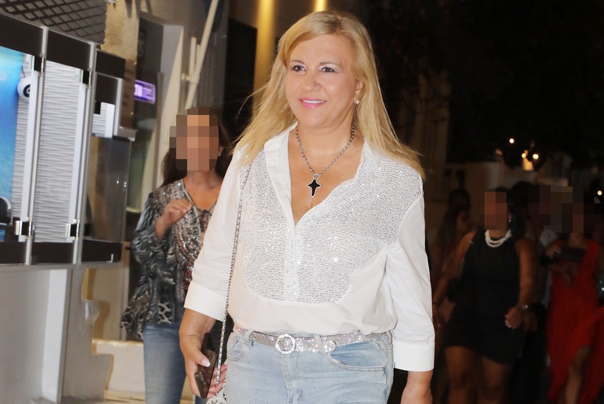 Δέσποινα Μοιραράκη: Εντυπωσιάζει με το τροπικό μπικίνι της – Καλοκαιρινές στιγμές γεμάτες λάμψη και ξεγνοιασιά!