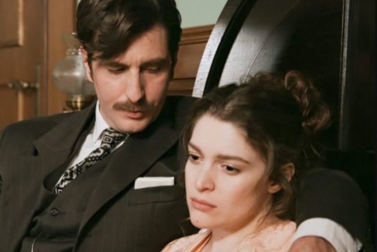 Grand Hotel spoiler: Η Αλίκη απειλεί τον Ρήγα με όπλο και παίρνει την κατάσταση στα χέρια της!